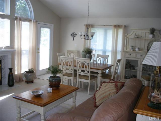 242 Kildare, O'fallon, MO 63366 photo 4