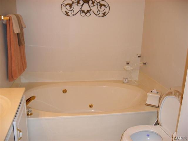 242 Kildare, O'fallon, MO 63366 photo 36