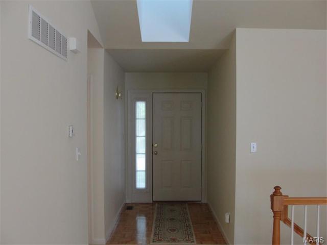 533 Galway Dr, O'fallon, MO 63366 photo 2