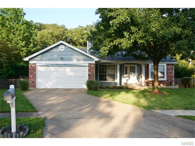 824 White Picket Ln, Ballwin, MO 63021 photo 1