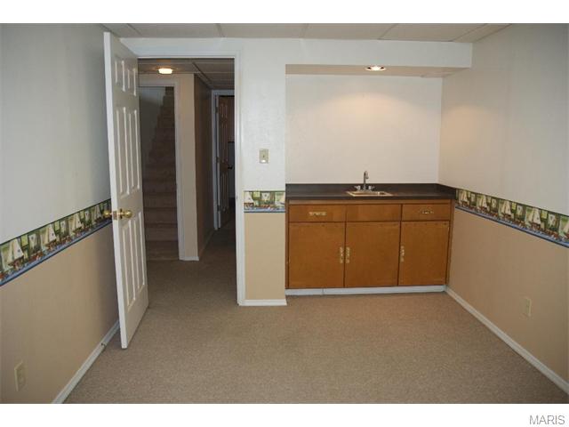 824 White Picket Ln, Ballwin, MO 63021 photo 14