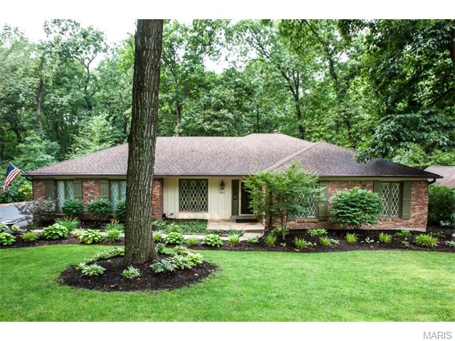 1917 Rustic Oak Rd, Chesterfield, MO 63017 photo 1