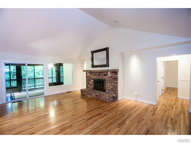 1917 Rustic Oak Rd, Chesterfield, MO 63017 photo 13