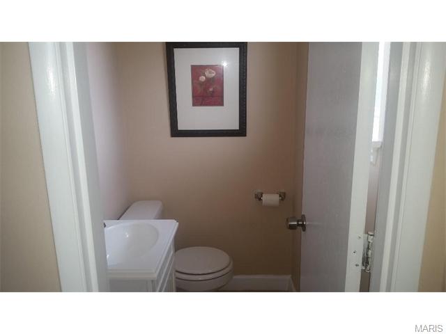 402 Saint Christopher Dr, O'fallon, MO 63366 photo 7