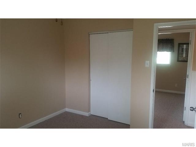 402 Saint Christopher Dr, O'fallon, MO 63366 photo 6