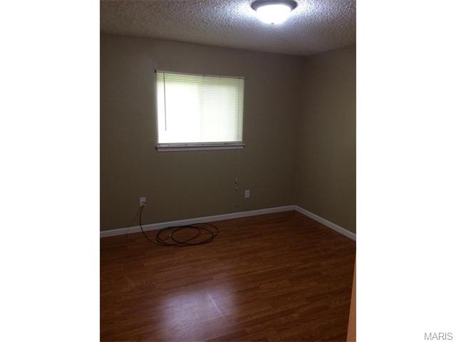 514 Eggering Dr, O'fallon, MO 63366 photo 9