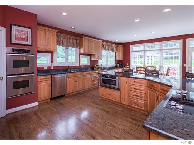 1205 Grey Fox Run, Weldon Spring, MO 63304 photo 15