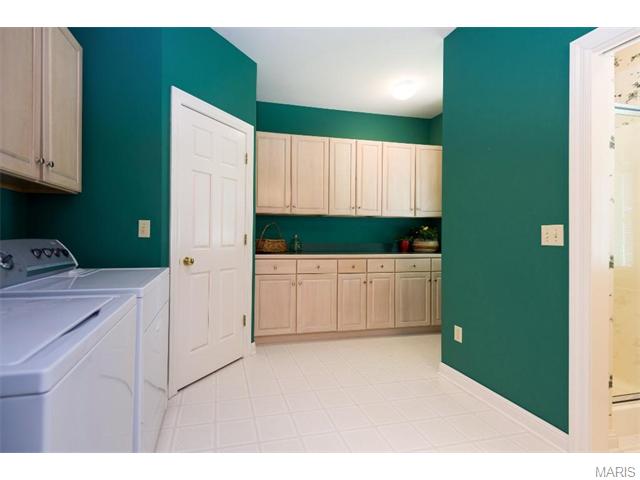 1205 Grey Fox Run, Weldon Spring, MO 63304 photo 17