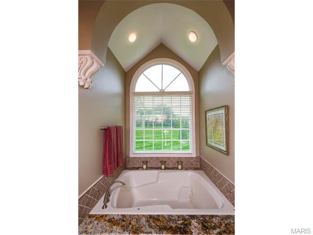 1205 Grey Fox Run, Weldon Spring, MO 63304 photo 52