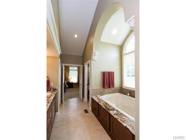 1205 Grey Fox Run, Weldon Spring, MO 63304 photo 51