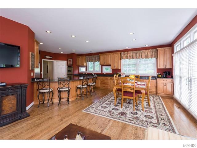 1205 Grey Fox Run, Weldon Spring, MO 63304 photo 12