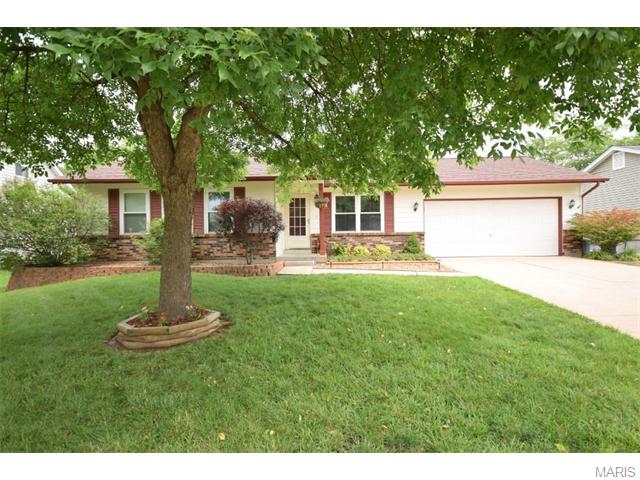 6417 Long Timber Dr, O'fallon, MO 63368 photo 1
