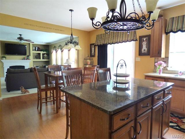 115 Preston Cir, O'fallon, MO 63368 photo 11