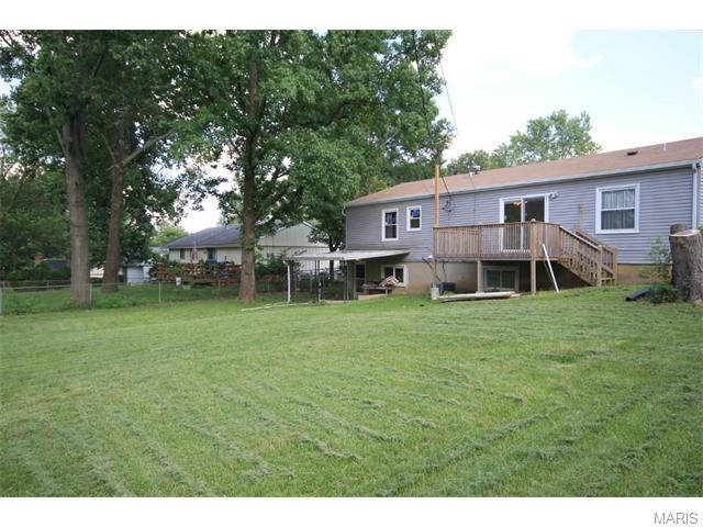 1111 Dauphine, Ballwin, MO 63011 photo 18
