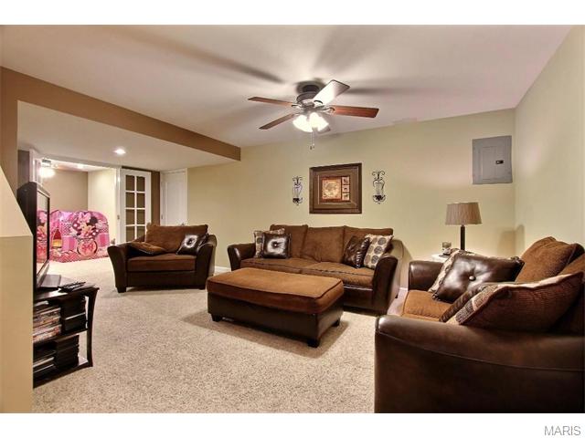 1900 Wales Dr, O'fallon, MO 63366 photo 20