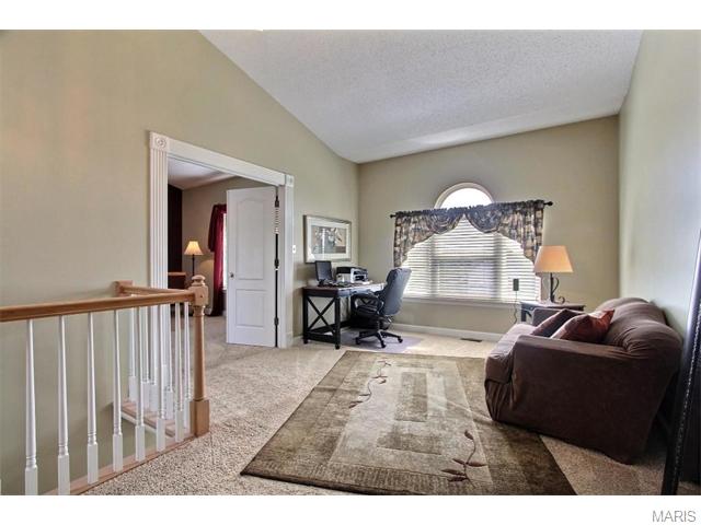 1900 Wales Dr, O'fallon, MO 63366 photo 13
