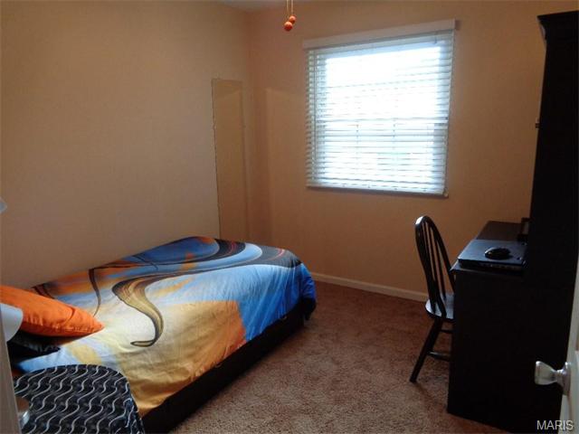 205 Clear Mdws, Ballwin, MO 63011 photo 9