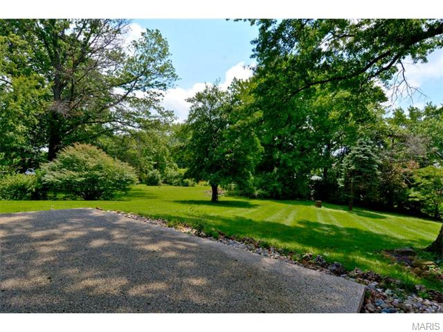 12 Harneywold Dr, Saint Louis, MO 63136 photo 27