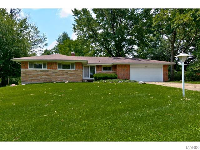 12 Harneywold Dr, Saint Louis, MO 63136 photo 1