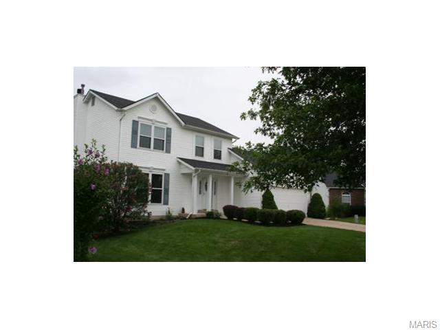 1475 Cochise Dr, O'fallon, MO 63366 photo 2