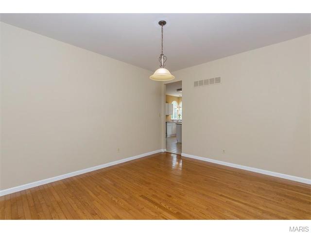 1316 Renaissance Pl, Weldon Spring, MO 63304 photo 2