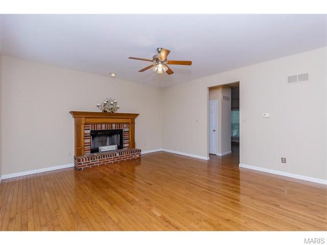 1316 Renaissance Pl, Weldon Spring, MO 63304 photo 9