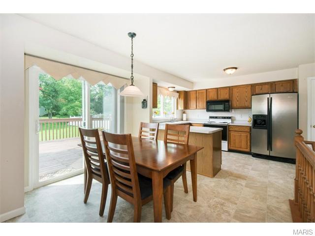 8 White Chapel Ct, O'fallon, MO 63368 photo 8