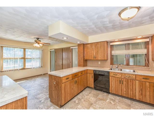 3239 Smiley Rd, Bridgeton, MO 63044 photo 24