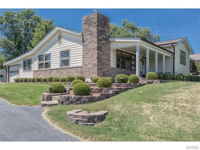 3239 Smiley Rd, Bridgeton, MO 63044 photo 1