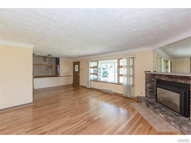 3239 Smiley Rd, Bridgeton, MO 63044 photo 13
