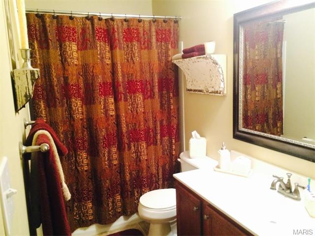 560 Bluffs View Ct, Eureka, MO 63025 photo 37