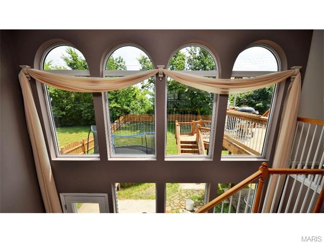 16 Cherokee Sunset Ct, O'fallon, MO 63366 photo 4