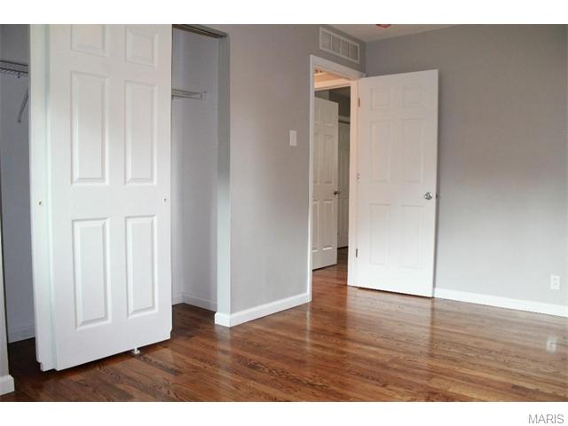 332 Saint Lawrence, Ballwin, MO 63021 photo 15