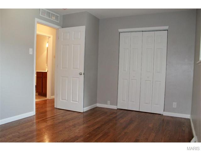 332 Saint Lawrence, Ballwin, MO 63021 photo 14