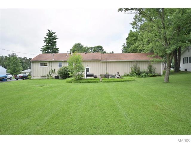 122 Ivy Ct, Ballwin, MO 63011 photo 18