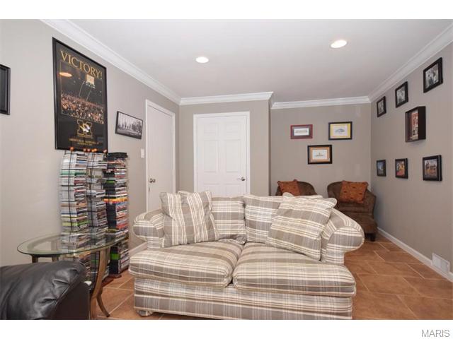 122 Ivy Ct, Ballwin, MO 63011 photo 10
