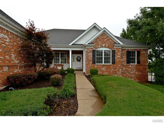 202 Summit Ridge Pl, Weldon Spring, MO 63304 photo 2