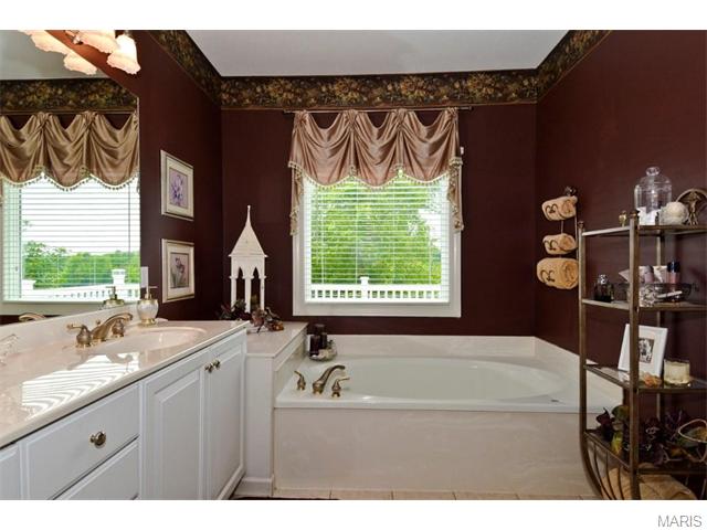 202 Summit Ridge Pl, Weldon Spring, MO 63304 photo 18