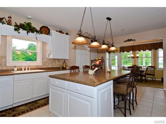 202 Summit Ridge Pl, Weldon Spring, MO 63304 photo 14