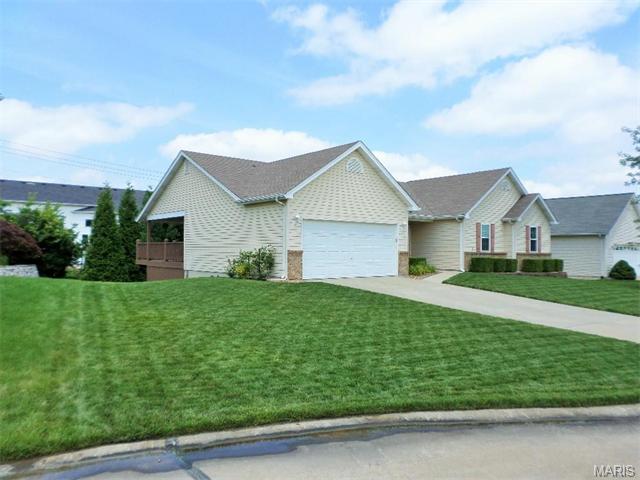 1412 Soaring Eagle Dr, O'fallon, MO 63366 photo 2