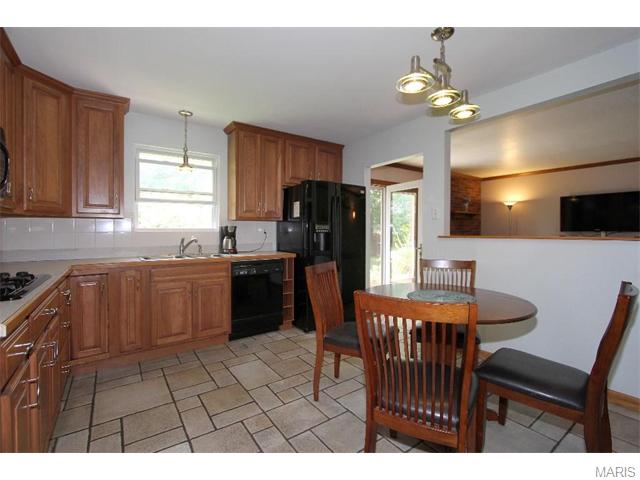 1122 Sagebrush, Ballwin, MO 63011 photo 7