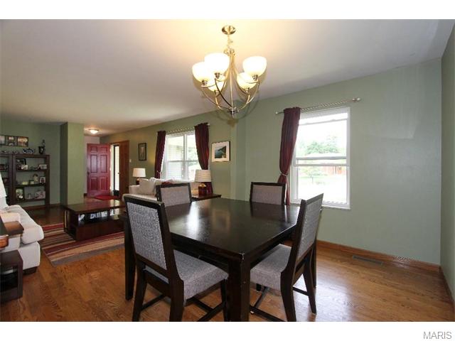 1122 Sagebrush, Ballwin, MO 63011 photo 3