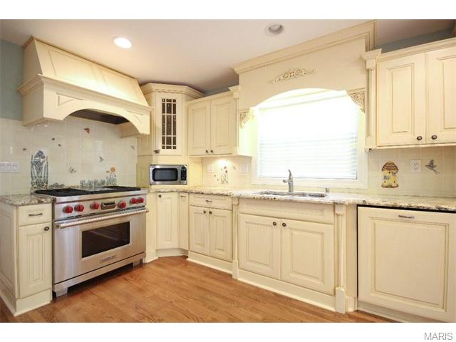 348 Redwood Forest Ct, Ballwin, MO 63021 photo 15