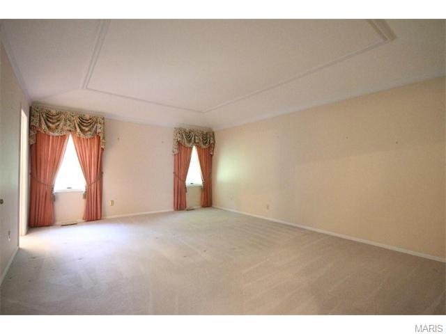 348 Redwood Forest Ct, Ballwin, MO 63021 photo 30