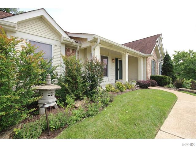 348 Redwood Forest Ct, Ballwin, MO 63021 photo 3