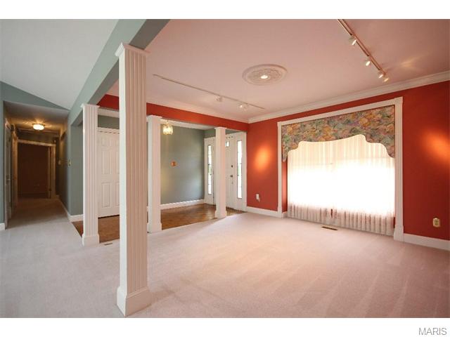 348 Redwood Forest Ct, Ballwin, MO 63021 photo 13