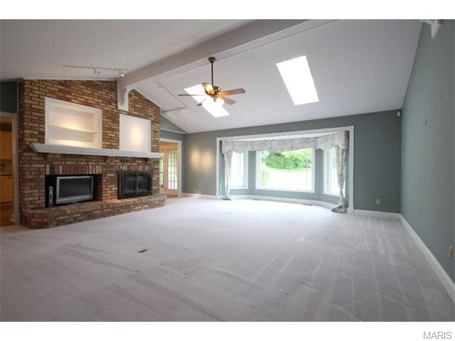 348 Redwood Forest Ct, Ballwin, MO 63021 photo 7