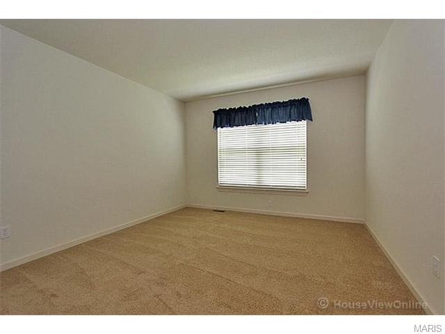 115 Lissadell Ln, Saint Charles, MO 63304 photo 33