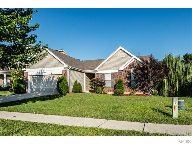 1249 Cold Spring Dr, O'fallon, MO 63368 photo 1