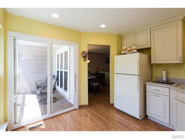 1412 Whispering Crk, Ballwin, MO 63021 photo 12